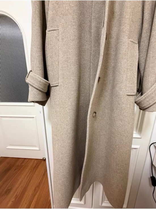 COS Oversized Rounded Wool Coat - Picture 3 of 6